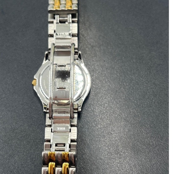 Movado Authentic Folio Museum Two-Tone‎ Watch Black & Gold Ref. 81.E4.9812 main image 11